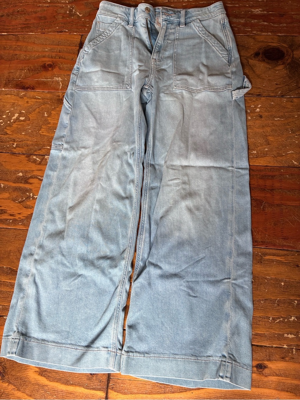 American Eagle Outfitters Light Blue Relaxed Women’s Jeans